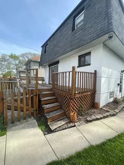 Exterior - 445 S Winfield Ave, Kankakee, IL 60901 photo 5 of 11