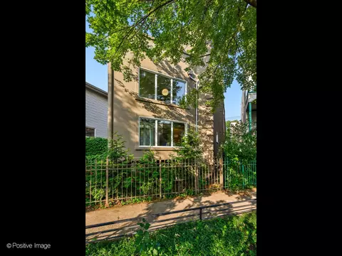 2227 N Janssen Ave, Chicago, IL 60614
