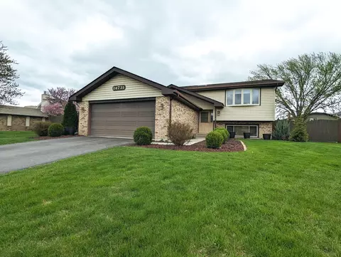 14731 S Cricketwood Dr, Homer Glen, IL 60491