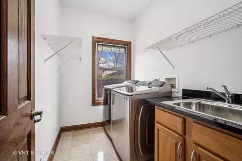 Other - 1135 Castle Dr, Glenview, IL 60025 photo 1 of 6