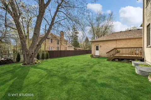 Exterior - 1135 Castle Dr, Glenview, IL 60025 photo 5 of 6
