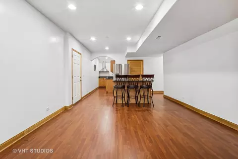 Dining - 1135 Castle Dr, Glenview, IL 60025 photo 3 of 3