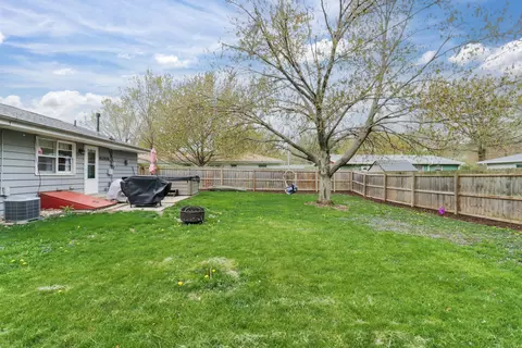 Exterior - 1212 W Hovey Ave, Normal, IL 61761 photo 2 of 8