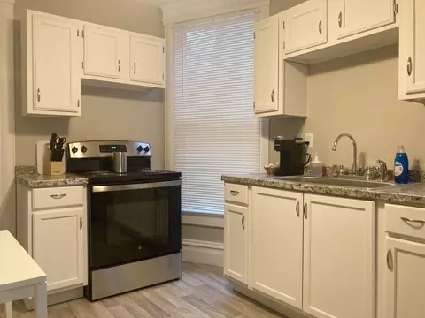 Kitchen - 407 E Olive St, Bloomington, IL 61701 photo 3 of 5