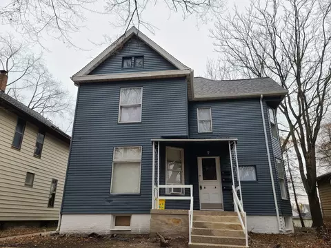 407 E Olive St, Bloomington, IL 61701