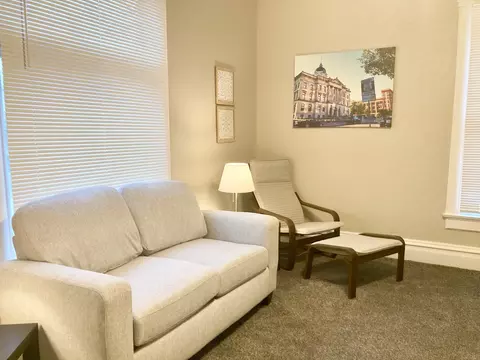 Living - 407 E Olive St, Bloomington, IL 61701 photo 1 of 1