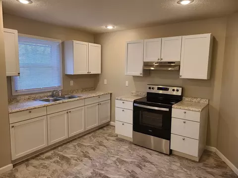 Kitchen - 407 E Olive St, Bloomington, IL 61701 photo 1 of 5