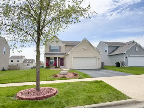 2491 Rockport Rd, Hampshire, IL 60140