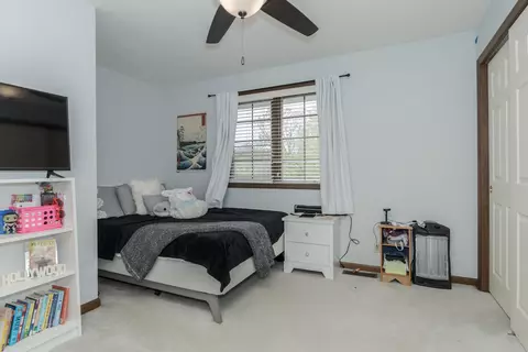 Bedroom - 33 Chiswick Cir, Bloomington, IL 61704 photo 1 of 8
