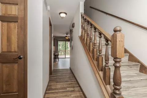 Entry Way - 33 Chiswick Cir, Bloomington, IL 61704 photo 4 of 4