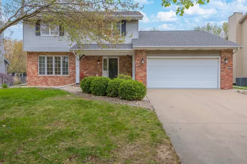 Exterior - 33 Chiswick Cir, Bloomington, IL 61704 photo 17 of 17