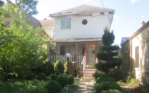15406 Ashland Ave, Harvey, IL 60426