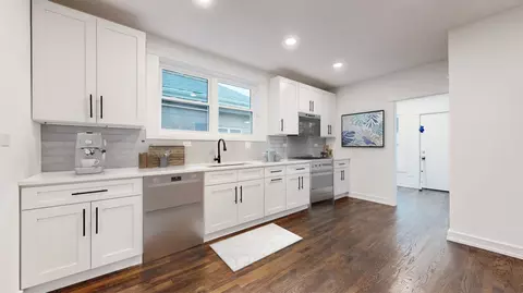 10832 S Normal Ave, Chicago, IL 60628 photo 17