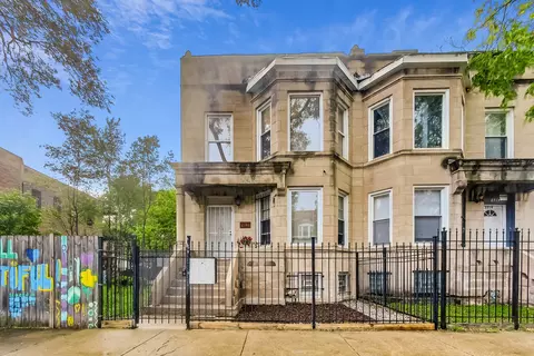 2716 W Lexington St, Chicago, IL 60612