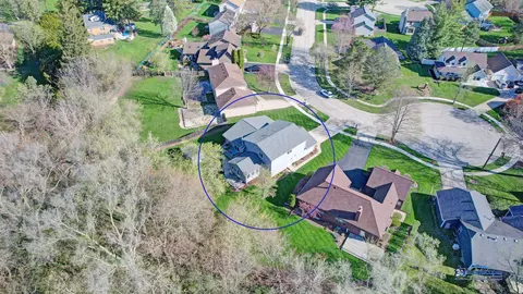 View/Area - 341 Cornell Ln, Algonquin, IL 60102 photo 2 of 2