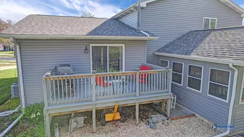 Exterior - 341 Cornell Ln, Algonquin, IL 60102 photo 16 of 18