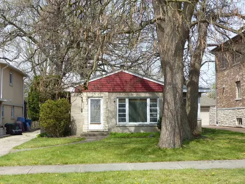 820 Shibley Ave, Park Ridge, IL 60068
