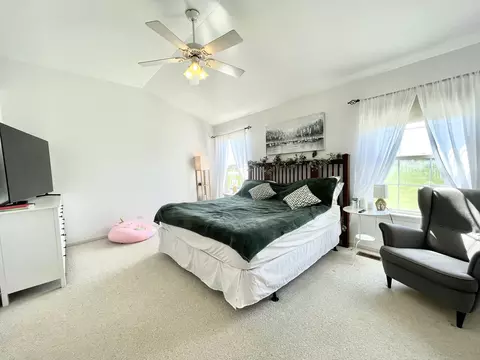 Bedroom - 140 Dallas Dr, Bartlett, IL 60103 photo 1 of 5