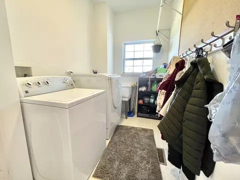 Other - 140 Dallas Dr, Bartlett, IL 60103 photo 2 of 4