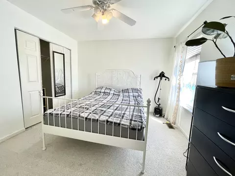 Bedroom - 140 Dallas Dr, Bartlett, IL 60103 photo 4 of 5