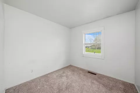 Other - 2219 Manor Ln, Mchenry, IL 60051 photo 4 of 5