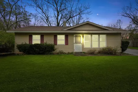 Exterior - 2219 Manor Ln, Mchenry, IL 60051 photo 10 of 10
