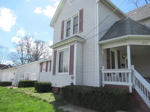 Exterior - 402 Sutherland Ave, Paris, IL 61944 photo 3 of 4