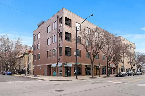 1312 W Madison St #3B, Chicago, IL 60607