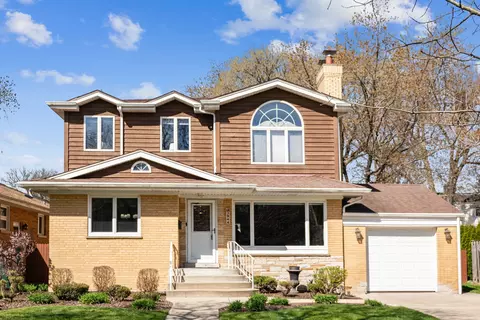 3944 Johnson Ave, Western Springs, IL 60558