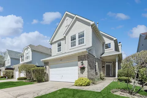11262 Wildridge St, Westchester, IL 60154