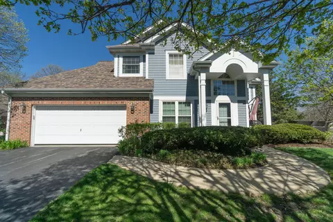 1971 N Silver Lake Rd, Arlington Heights, IL 60004