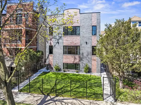 6104 N Hermitage Ave, Chicago, IL 60660
