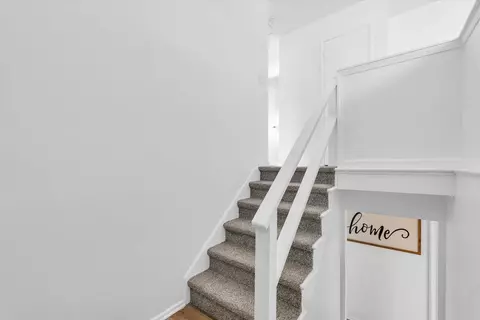 Entry Way - 3101 York Dr, Champaign, IL 61821 photo 5 of 5