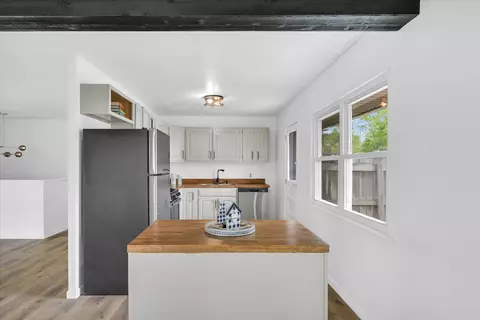 Kitchen - 3101 York Dr, Champaign, IL 61821 photo 1 of 5