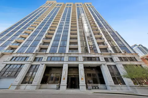 233 E 13th St #1303, Chicago, IL 60605