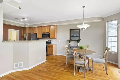 Dining - 1253 Tamarack Dr, Bartlett, IL 60103 photo 2 of 2
