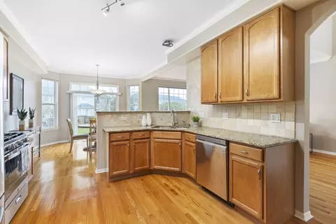 Kitchen - 1253 Tamarack Dr, Bartlett, IL 60103 photo 2 of 3