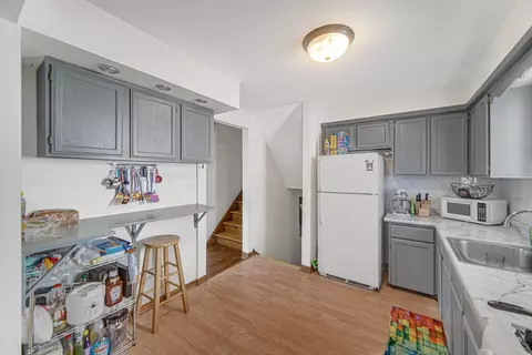 Kitchen - 1444 E 146th St, Dolton, IL 60419 photo 3 of 4