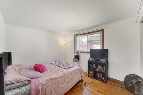 Bedroom - 1444 E 146th St, Dolton, IL 60419 photo 3 of 5