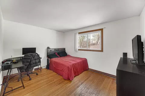 Bedroom - 1444 E 146th St, Dolton, IL 60419 photo 2 of 5