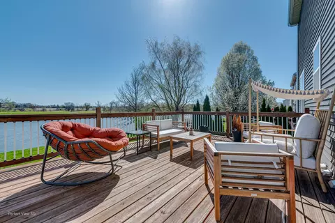 Exterior - 25227 Knoll Rd, Plainfield, IL 60544 photo 5 of 6