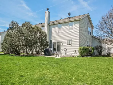 Exterior - 32507 Millstone Cir, Lakemoor, IL 60051 photo 6 of 7