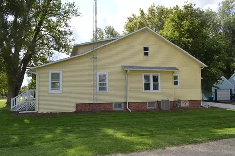 115 Paul St, Mcnabb, IL 61335 photo 32
