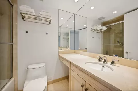 Bath - 180 E Pearson St #4903, Chicago, IL 60611 photo 2 of 2