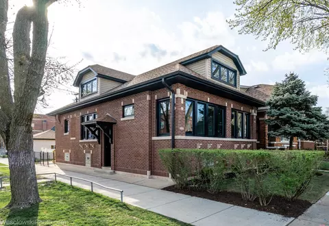 3325 N Kildare Ave, Chicago, IL 60641