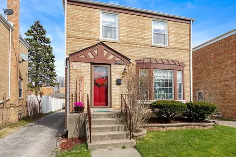 4243 Maple Ave, Brookfield, IL 60513