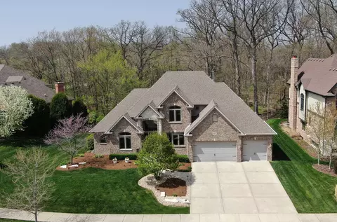 20216 Oakwood Dr, Mokena, IL 60448