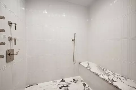 Bath - 180 E Pearson St #3607, Chicago, IL 60611 photo 3 of 7