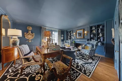Dining - 210 E Pearson St #15A, Chicago, IL 60611 photo 2 of 4