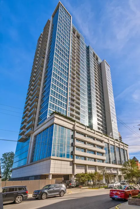 1629 S Prairie Ave #810, Chicago, IL 60616